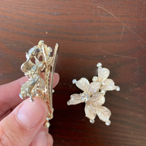 Set of 2 Bridal Hair Clips - Picture 2 of 4